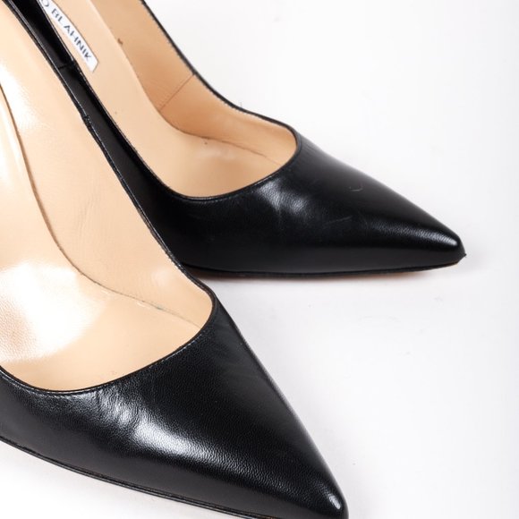 Manolo Blahnik Pointed Toe Black Leather Pumps - Picture 6 of 8